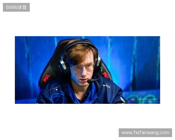 足球报:约尼查曾被称“新哈吉”“又一个梅西”,与舒马赫共事过 足球报:约尼查曾被称“新哈吉”“又一个梅西”,与舒马赫共事过