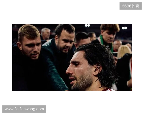 从天堂到地狱,索博在2-1领先后疯狂庆祝,被绝杀后伤心落泪